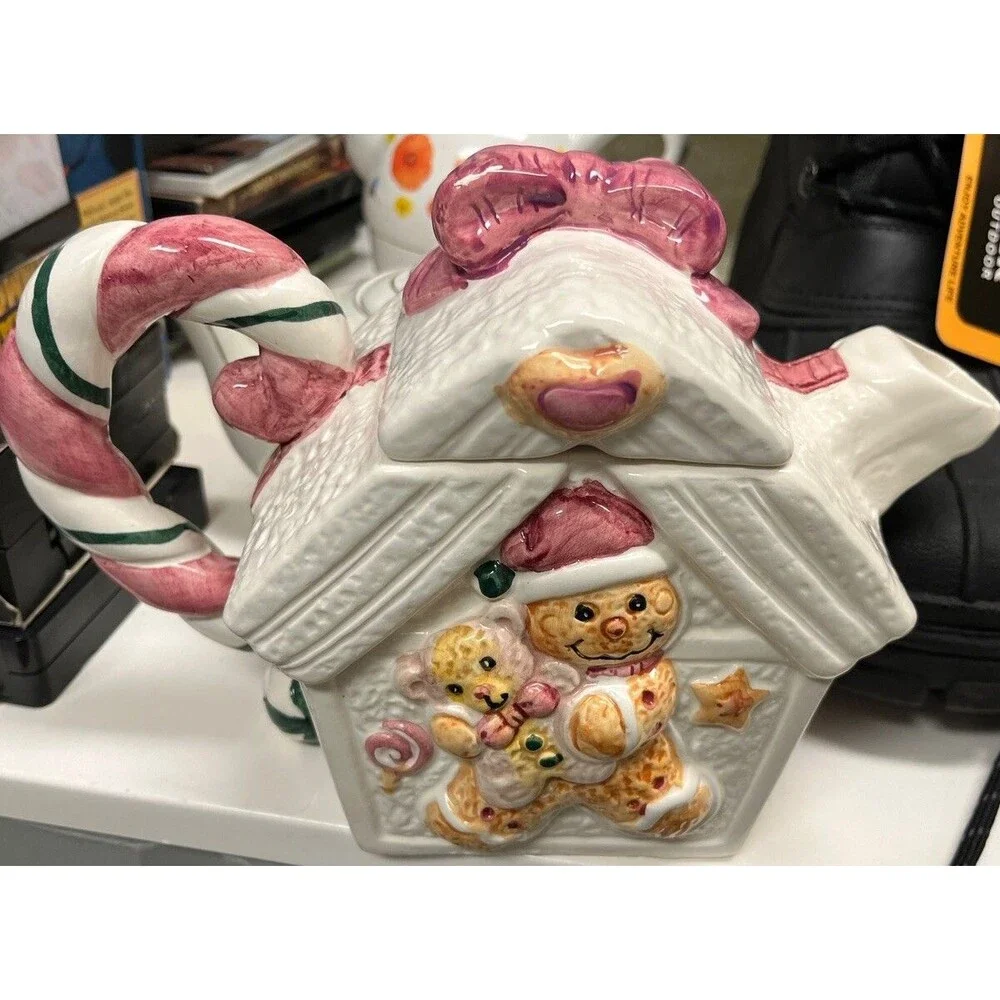 Ceramic Teddy Bear Christmas Themed Tea Pot